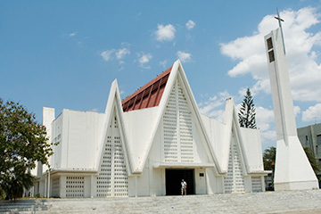 利比里亞里弗塞斯機(jī)場三字代碼(RVC),里弗塞斯機(jī)場(Rivercess airport)四字碼,利比里亞機(jī)場三字碼查詢